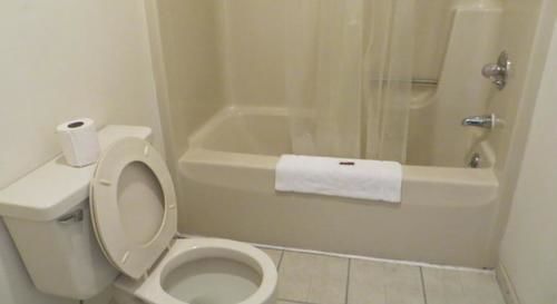 Dry Ridge Motor Inn Kültér fotó